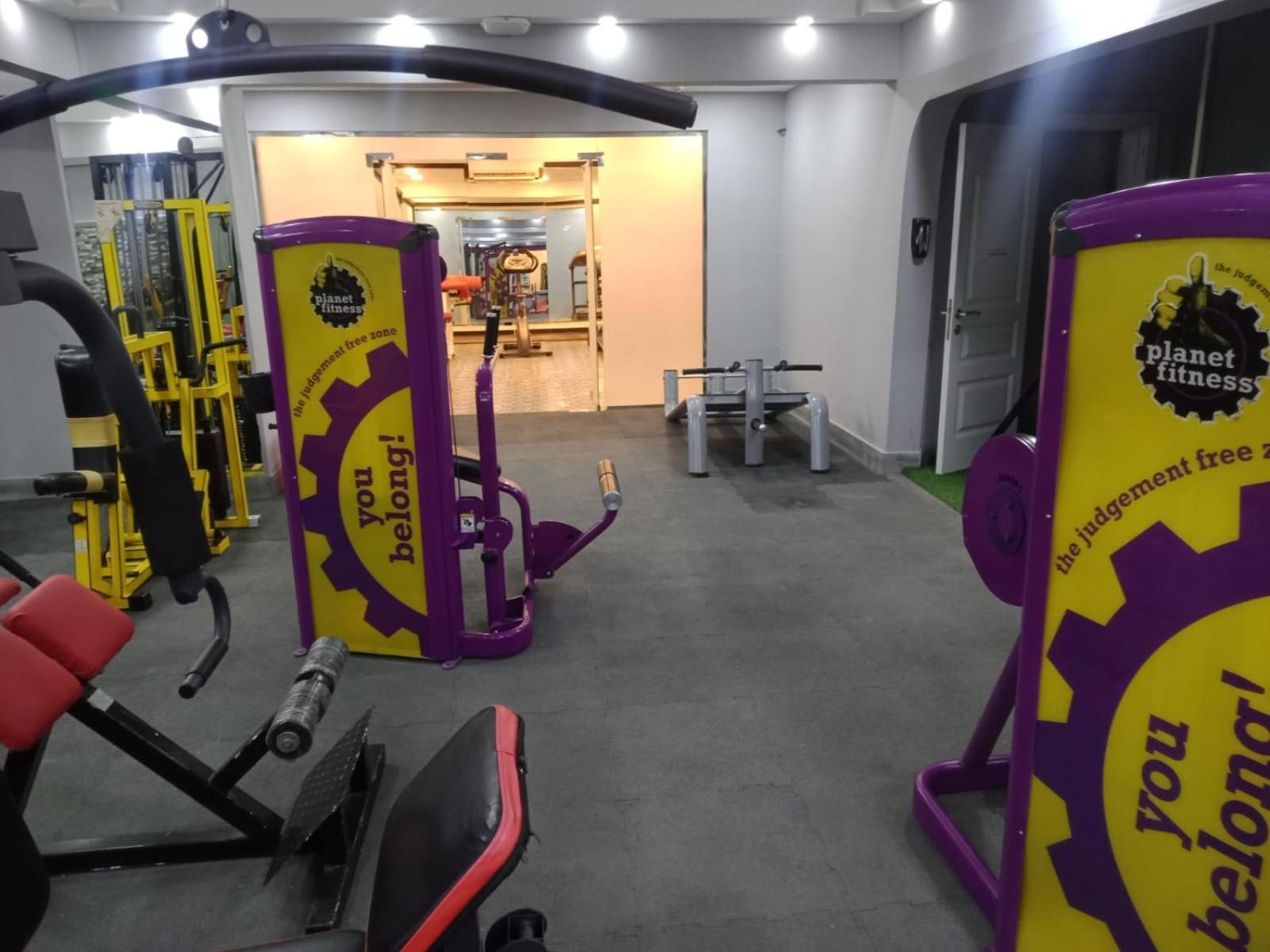 Al Hussam Hotel Apartments Rusayl 외부 사진