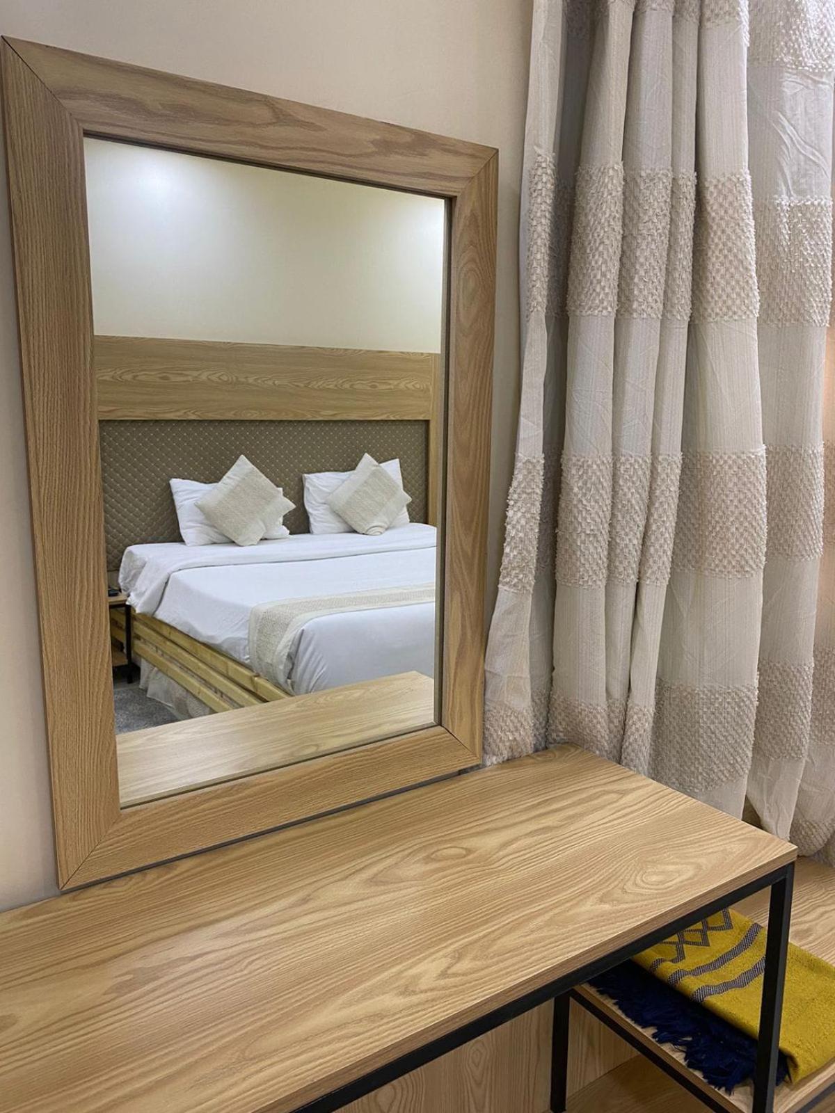 Al Hussam Hotel Apartments Rusayl 외부 사진
